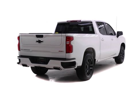 Used 2024 Chevrolet Silverado 1500 RST w/ Convenience Package II AWD/4WD image 4