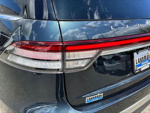 Used 2023 Lincoln Aviator Reserve w/ Equipment Group 201A image 33