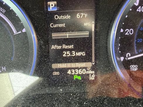 Used 2018 Toyota Highlander Limited Platinum AWD/4WD image 18
