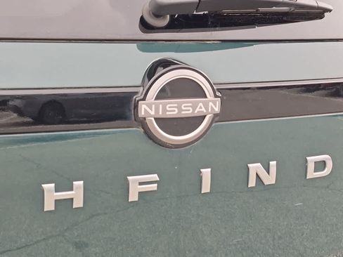Used 2023 Nissan Pathfinder SL AWD/4WD image 24