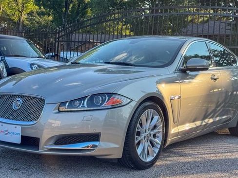 Used 2013 Jaguar XF 3.0 image 3