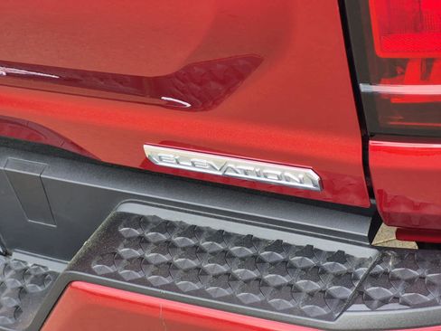 Certified 2024 GMC Canyon Elevation w/ Convenience Package image 8