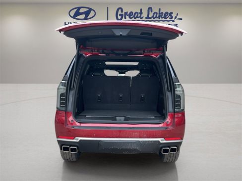 Used 2025 Chevrolet Tahoe High Country w/ Sun And Tow Package image 10