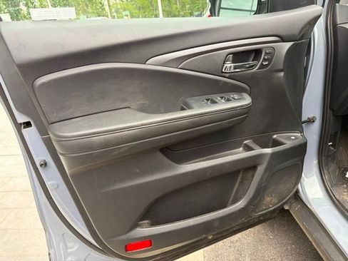 Used 2023 Honda Ridgeline RTL image 14