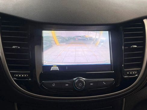 Used 2018 Chevrolet Trax LS image 31