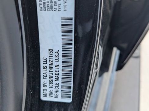 Used 2024 RAM 1500 Laramie AWD/4WD image 24