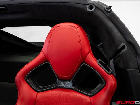 Used 2015 Chevrolet Corvette Z06 w/ 3LZ Preferred Equipment Group image 38