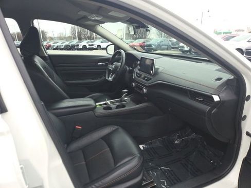 Used 2020 Nissan Altima 2.5 SR image 50