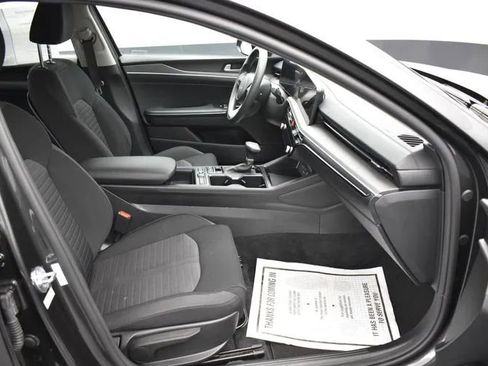 Used 2025 Kia K5 LXS image 16