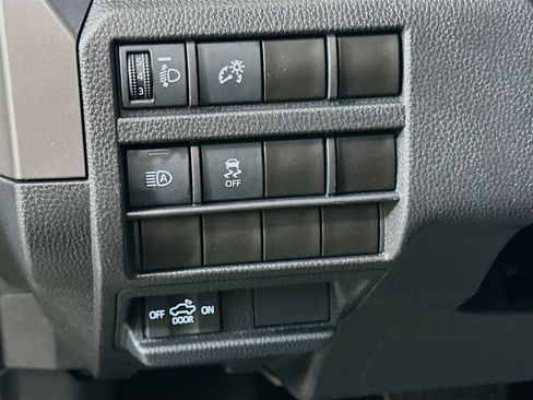 Used 2025 Toyota Tacoma SR5 image 17