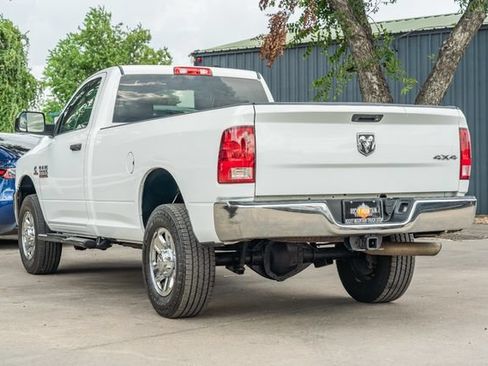 Used 2018 RAM 3500 Tradesman w/ Chrome Appearance Group AWD/4WD image 4