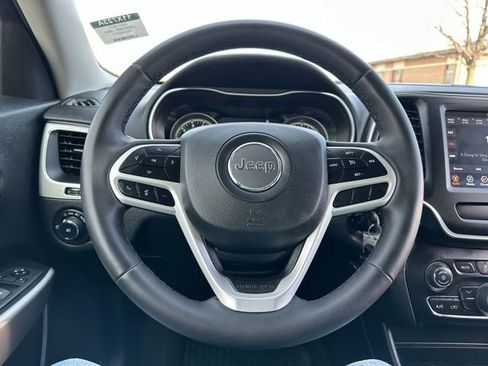 Used 2022 Jeep Cherokee Latitude image 27