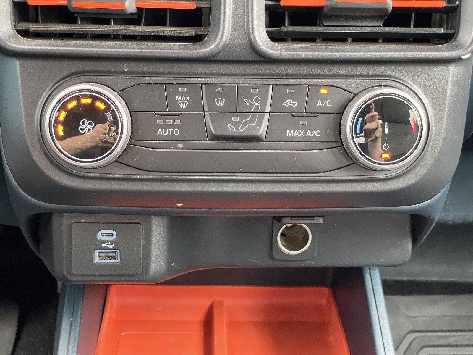 Used 2022 Ford Maverick XLT FWD image 25