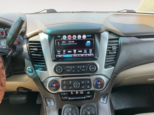 Used 2019 Chevrolet Suburban LT w/ LT Signature Package AWD/4WD image 8