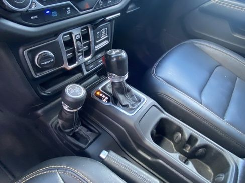 Used 2024 Jeep Wrangler Unlimited Sahara w/ Technology Group image 22