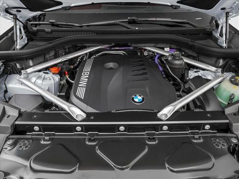 New 2027 BMW X6 M60i AWD/4WD image 8