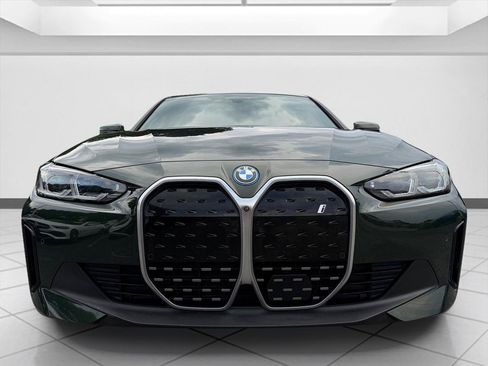 Used 2024 BMW i4 eDrive40 w/ Premium Package RWD image 7
