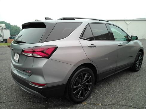 Used 2023 Chevrolet Equinox RS AWD/4WD image 7
