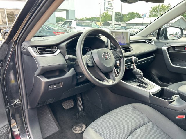 Used 2025 Toyota RAV4 LE FWD image 23