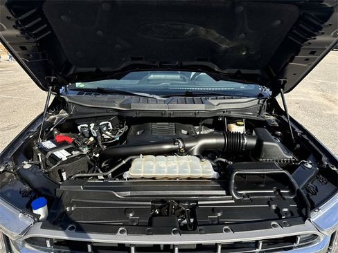 Used 2022 Ford F150 Lariat image 28