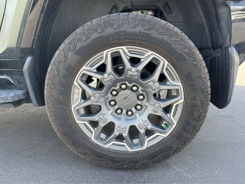 Used 2024 GMC Hummer EV 3X w/ LPO, Illumination Package AWD/4WD image 14