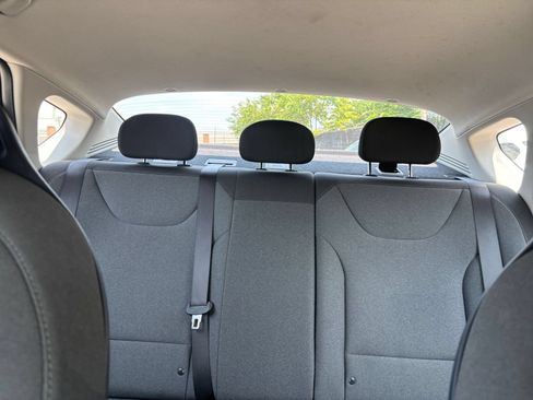 Used 2025 Kia K4 FWD image 33
