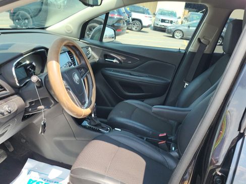 Used 2020 Buick Encore Preferred FWD image 8