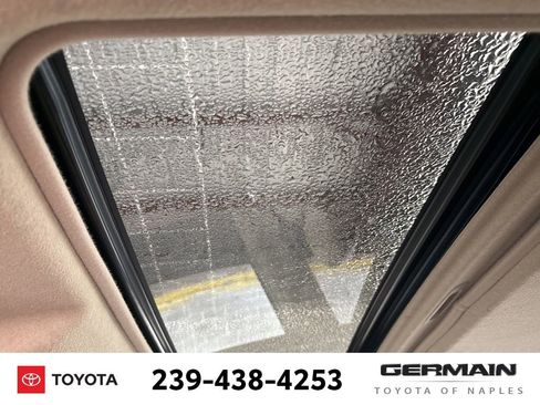 Used 2012 Toyota Highlander Limited image 11