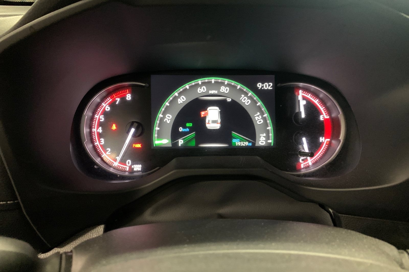 Used 2025 Toyota RAV4 LE AWD/4WD image 29