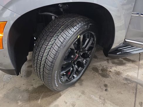 New 2026 GMC Yukon XL Denali w/ LPO, Floor Liner Package image 42