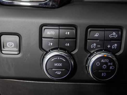 Used 2023 GMC Sierra 1500 AT4X AWD/4WD image 41