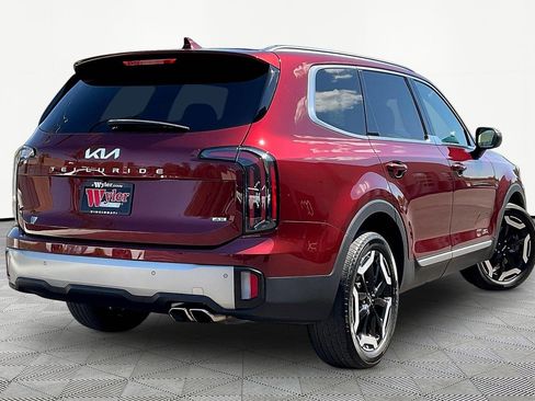 Used 2023 Kia Telluride EX w/ EX Captain's Chair Package AWD/4WD image 6