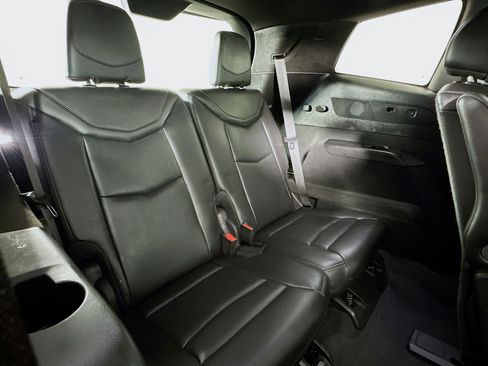Used 2023 Cadillac XT6 Premium Luxury image 26