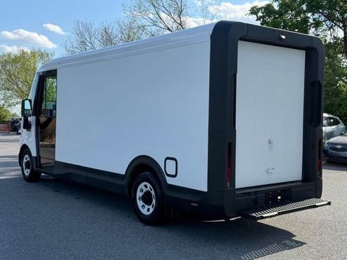 Used 2024 Chevrolet Brightdrop 600 w/ Commercial Equipment Package AWD/4WD image 11