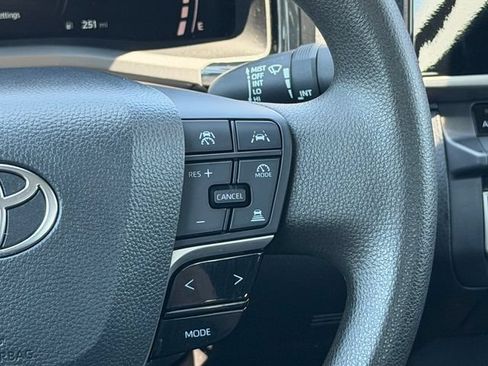 Certified 2025 Toyota Camry LE AWD/4WD image 28