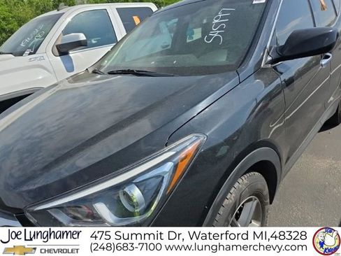 Used 2018 Hyundai Santa Fe Sport FWD image 2