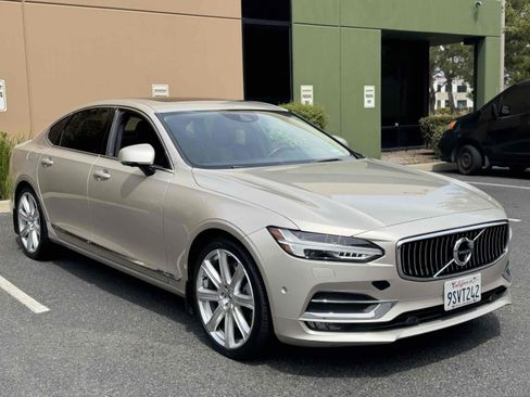 Used 2018 Volvo S90 T6 Inscription w/ Convenience Package AWD/4WD image 2