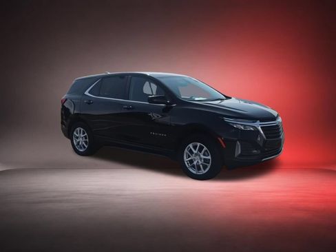 Certified 2024 Chevrolet Equinox LT FWD image 2