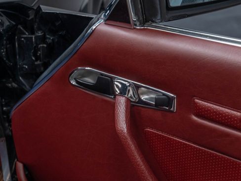 Used 1989 Mercedes-Benz 560 SL image 22