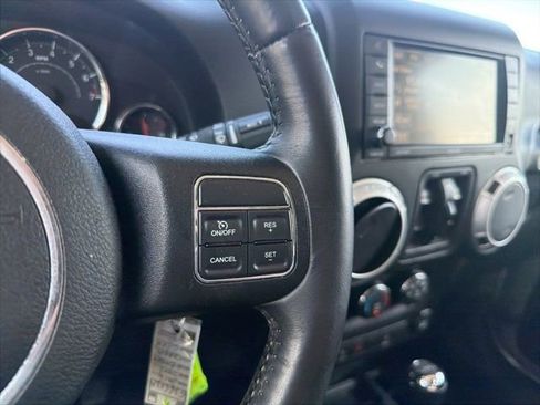 Used 2016 Jeep Wrangler Unlimited Sahara w/ Dual Top Group image 37