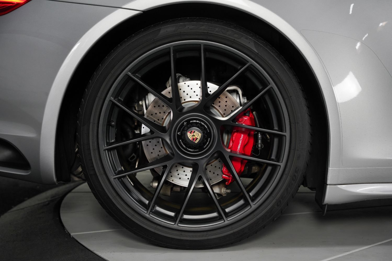 Used 2019 Porsche 911 Carrera GTS RWD image 25