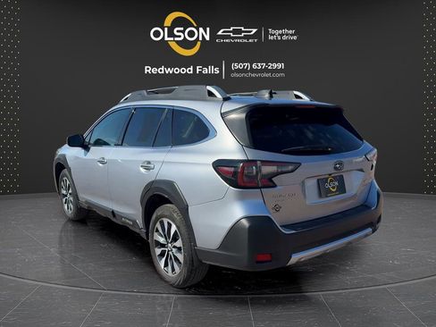 Used 2024 Subaru Outback Touring XT AWD/4WD image 9