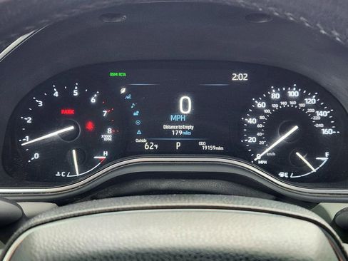 Used 2020 Toyota Avalon XLE image 13