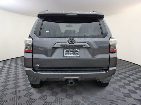 Used 2019 Toyota 4Runner SR5 Premium image 5