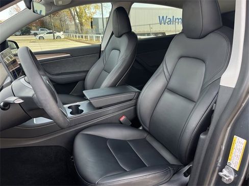 Used 2023 Tesla Model Y Long Range image 26
