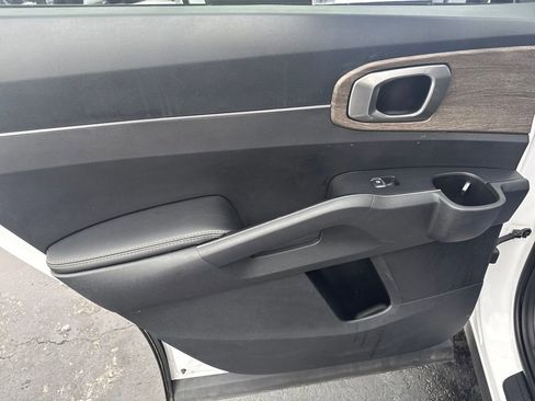 Used 2022 Kia Sorento S w/ Option Group 015 image 37