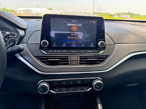 Used 2025 Nissan Altima 2.5 SR AWD/4WD image 33
