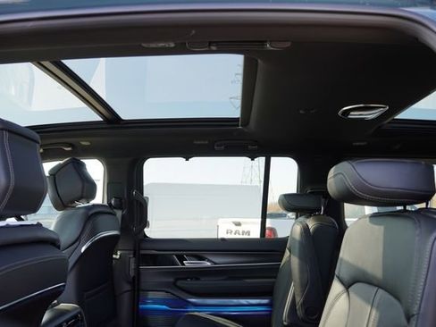 New 2026 Jeep Grand Wagoneer Summit AWD/4WD image 13