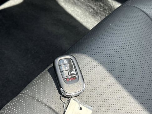 Used 2023 Honda Accord Touring image 29
