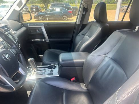 Used 2013 Toyota 4Runner Limited RWD image 19